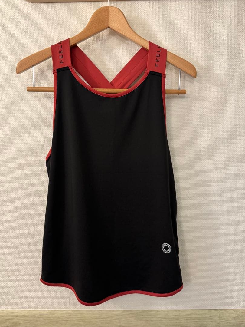 新品未使用　FEELCYCLE タンクトップ ブラック　S