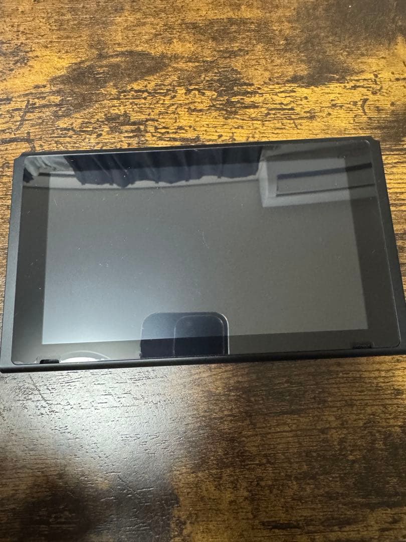 Nintendo Switch（2023） 本体、カセットケース、本体ケース付き