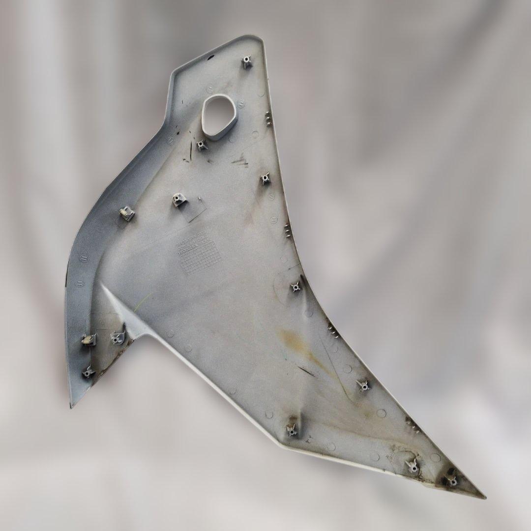 マルセイユバターサンドさん専用　ホンダ　CBR250R　ミドルカウル　左右