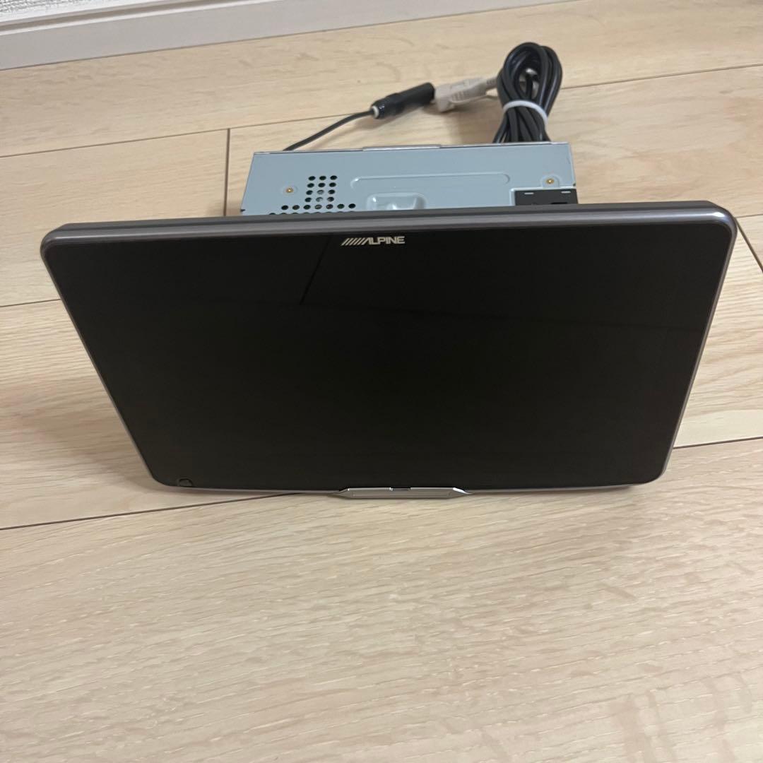 ✨【極美品】アルパイン　DAF9Z ディスプレイオーディオ　ALPINE✨