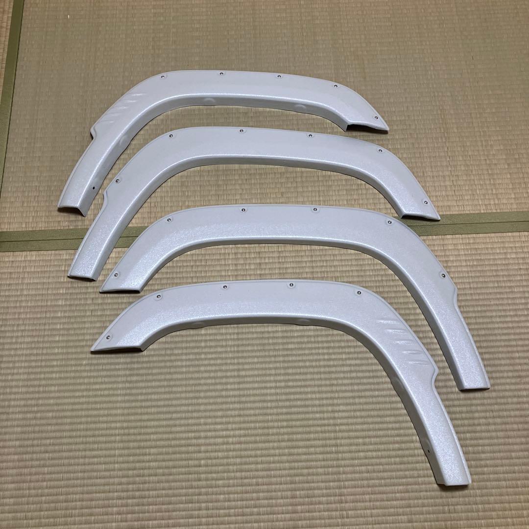 新型ジムニーJB64 658cc専用パールホワイト オーバーフェンダー