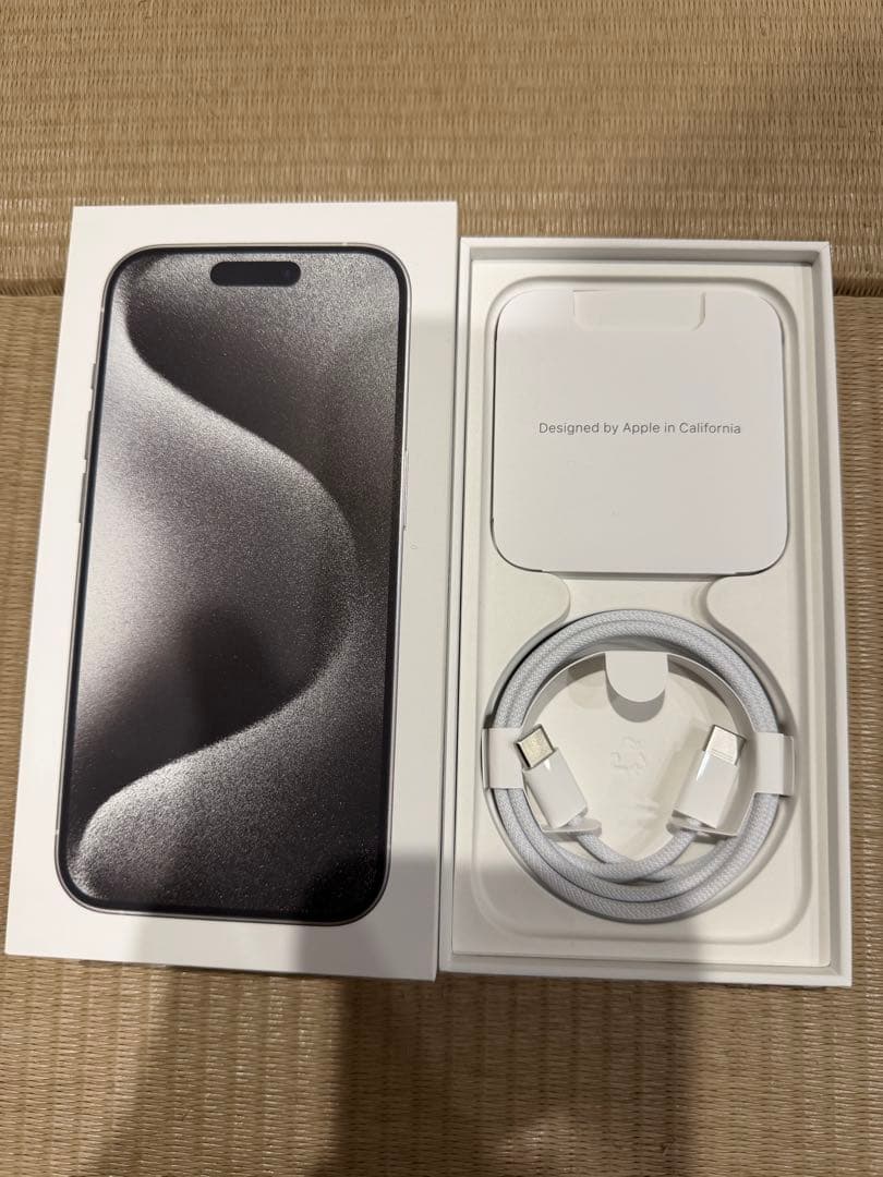 Apple iPhone 15 Pro ホワイトチタニウム 512GB