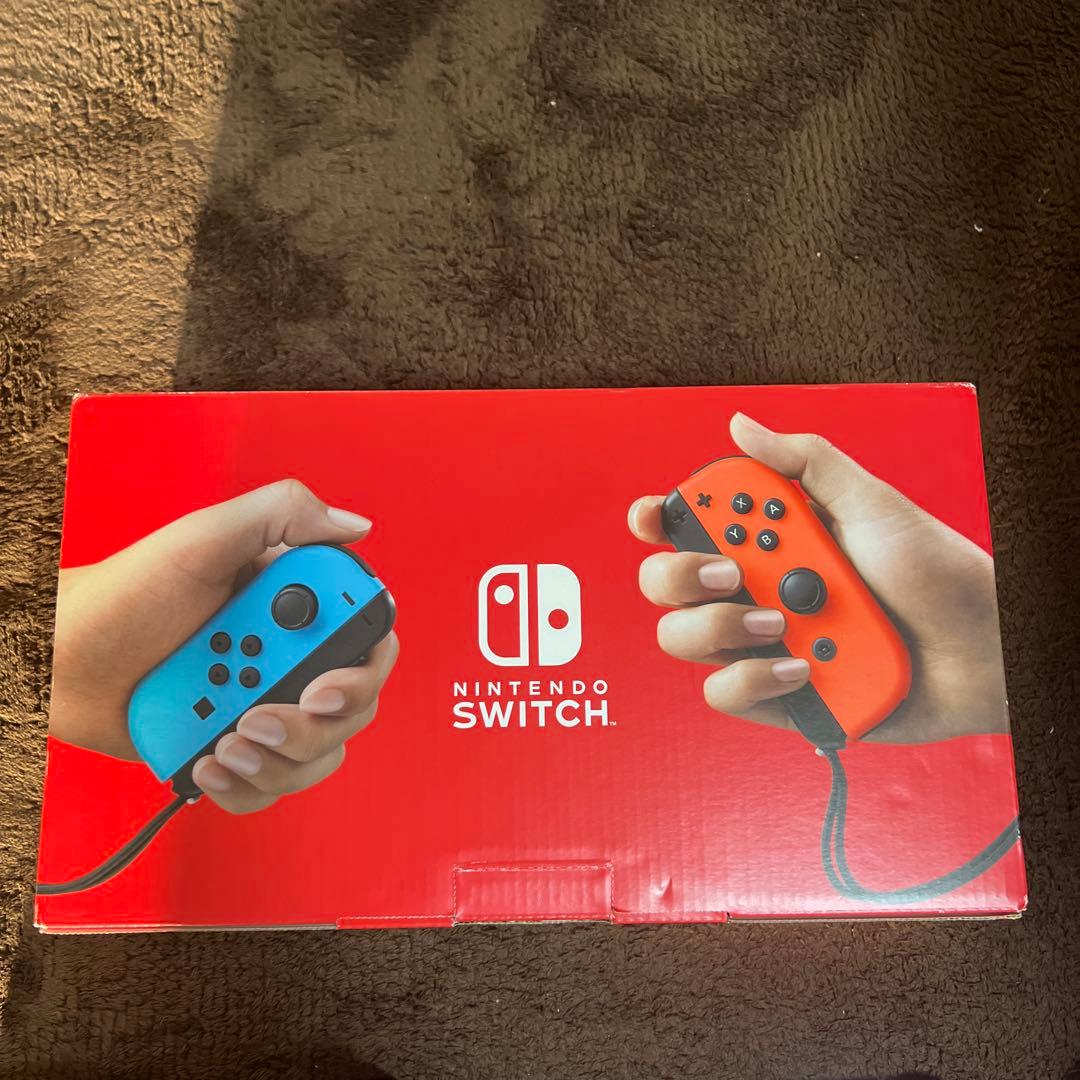 Nintendo Switch 本体 青と赤ジョイコン