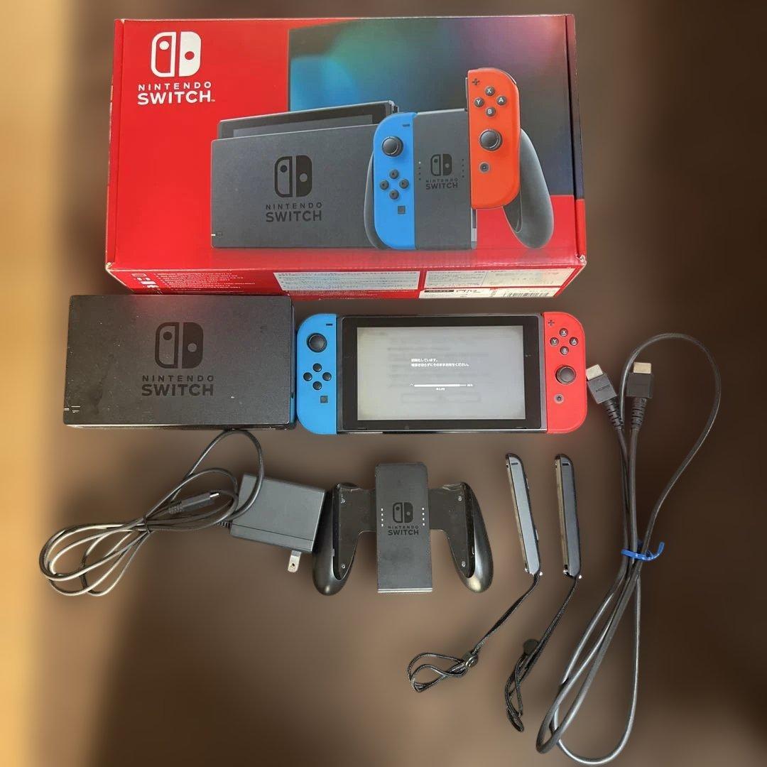 Nintendo Switch 本体 青と赤ジョイコン