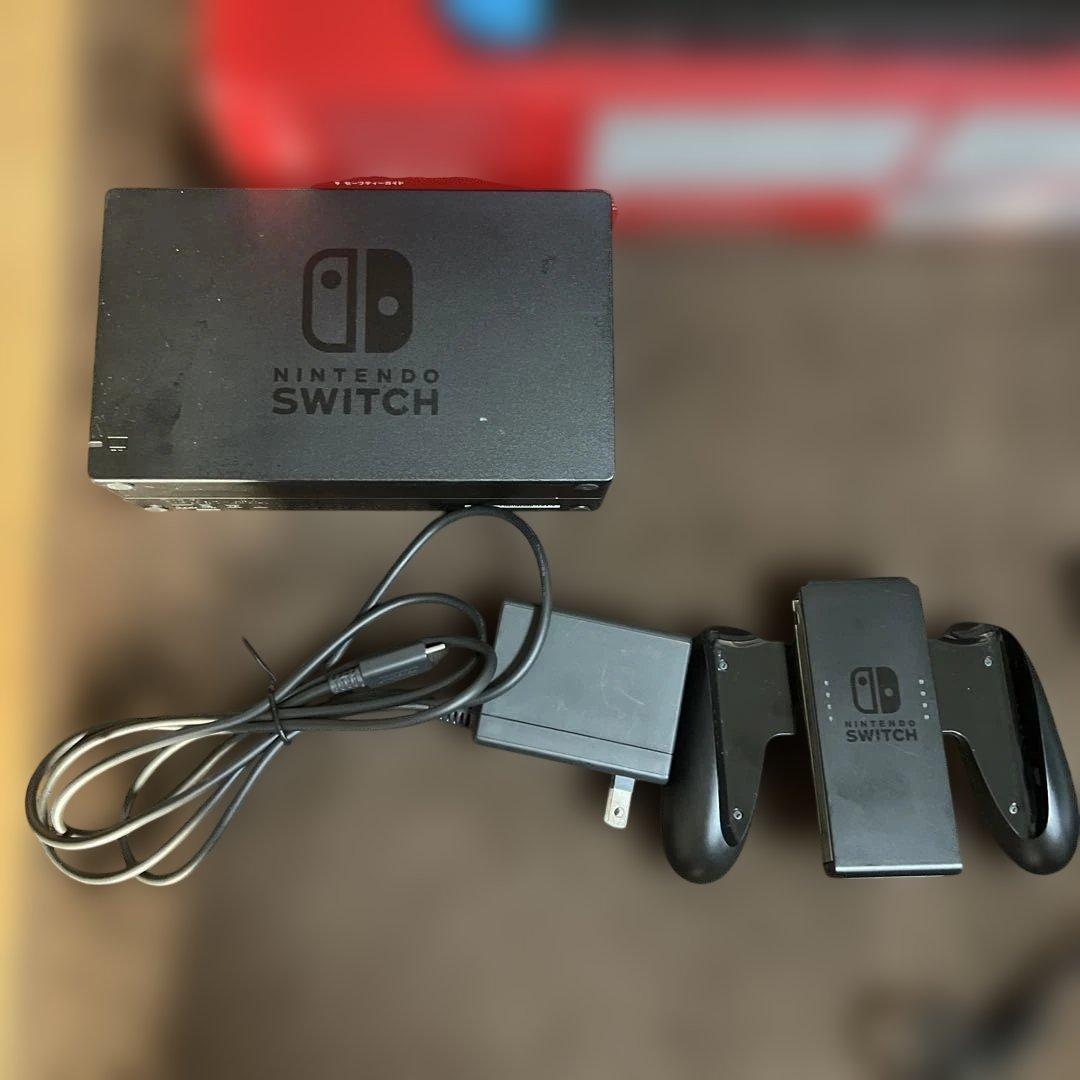 Nintendo Switch 本体 青と赤ジョイコン