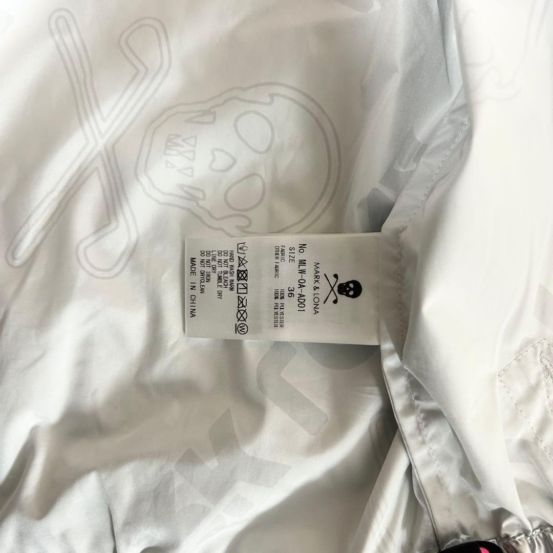 美品　マークアンドロナ　ナイロンジャケット　パーカー　シルバー　総柄　ドクロ