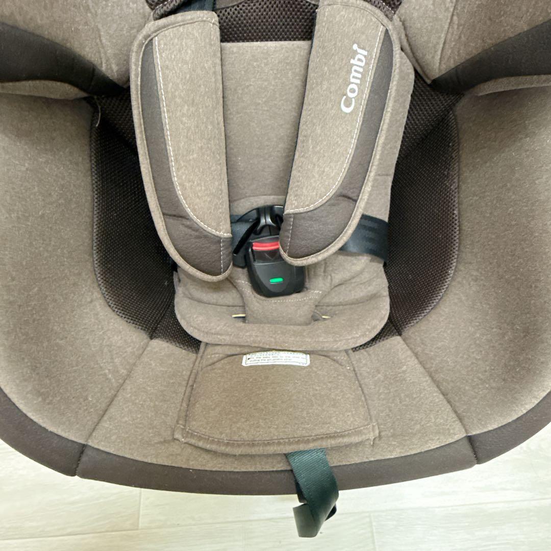 【美品】Combi クルムーヴスマート シートベルト固定 JJ-600
