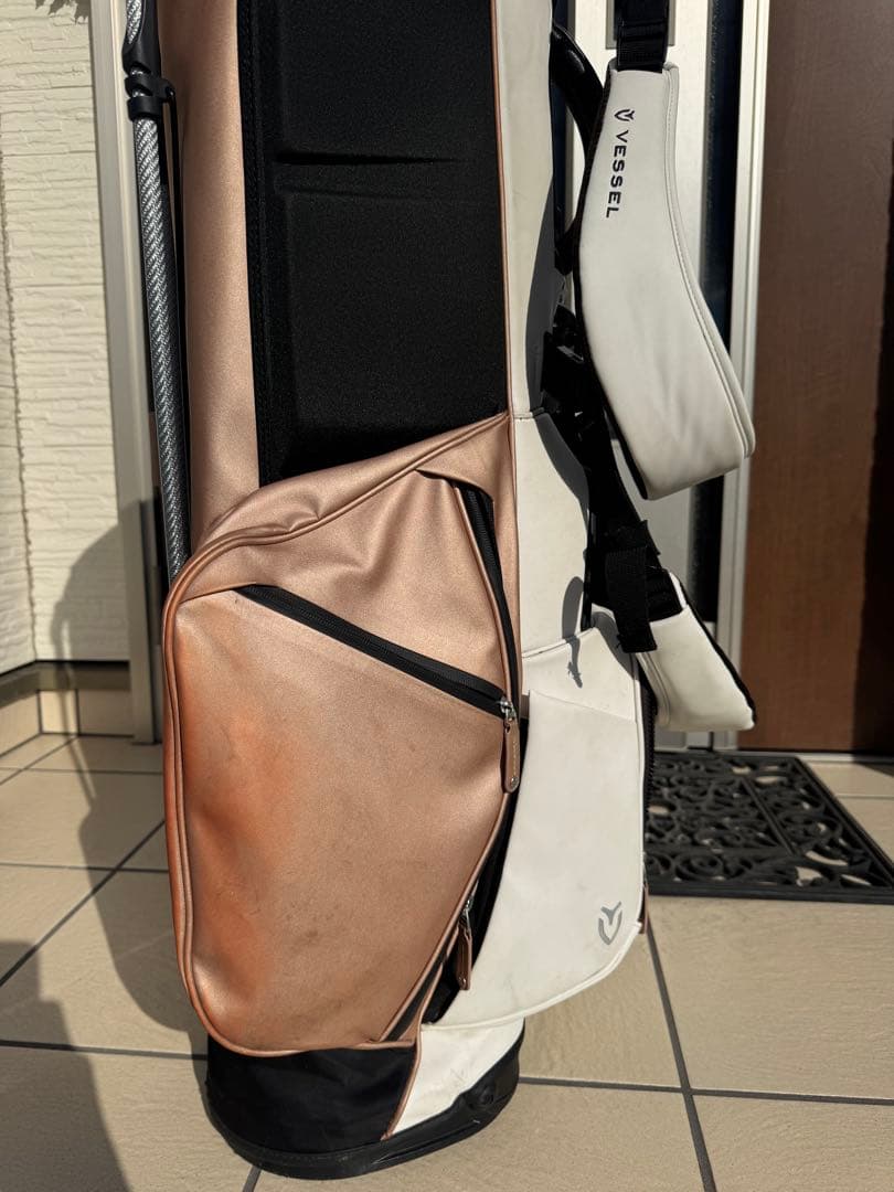 希少カラー　美品　ベゼル　キャディバッグ　VESSEL PLAYER 3.0