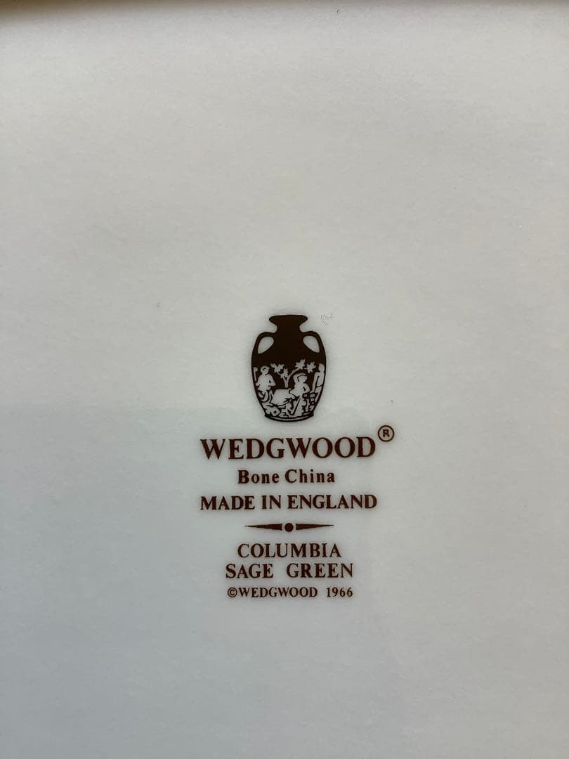  ウェッジウッド　コロンビアセージグリーン　B&Bプレート　黒壺