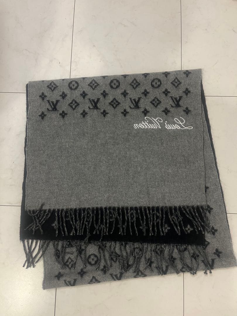Louis Vuitton ブラック マフラー 100%カシミヤ
