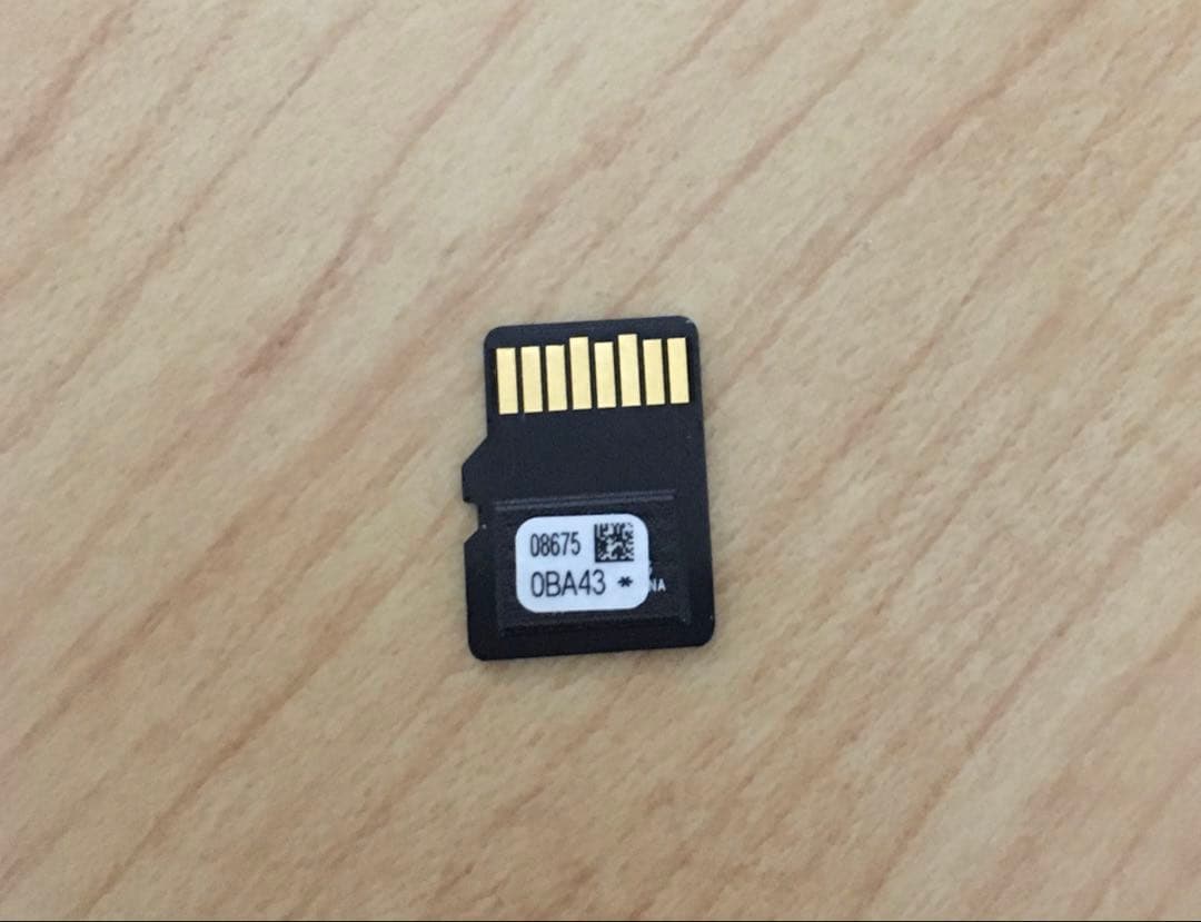 トヨタ純正ナビ　地図SD カード2021年秋版08675 0BA43