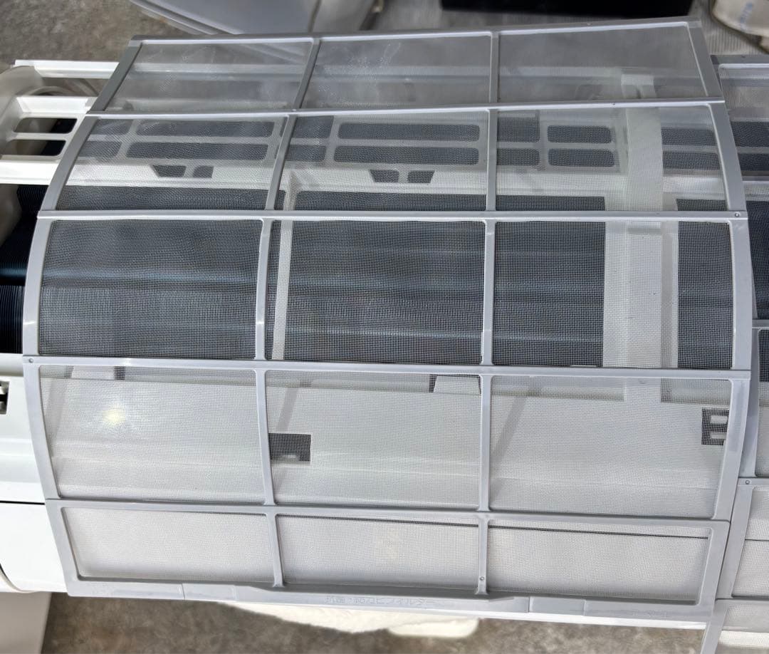 コロナ　ルームエアコン　CSH-N2223R 2024年製 100V 6畳