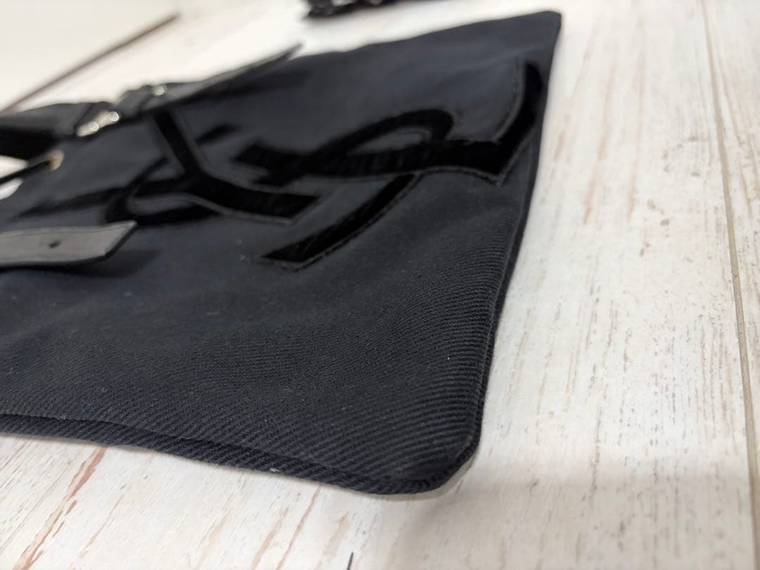 Yves Saint Laurent カハラトートバッグ