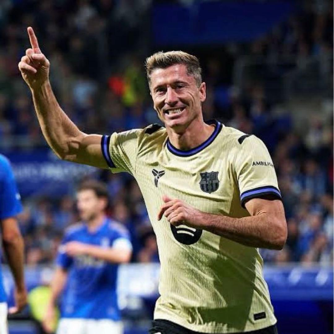 【即発送/正規品】レヴァンドフスキ　バルセロナ　アウェイ　ユニフォーム　2025