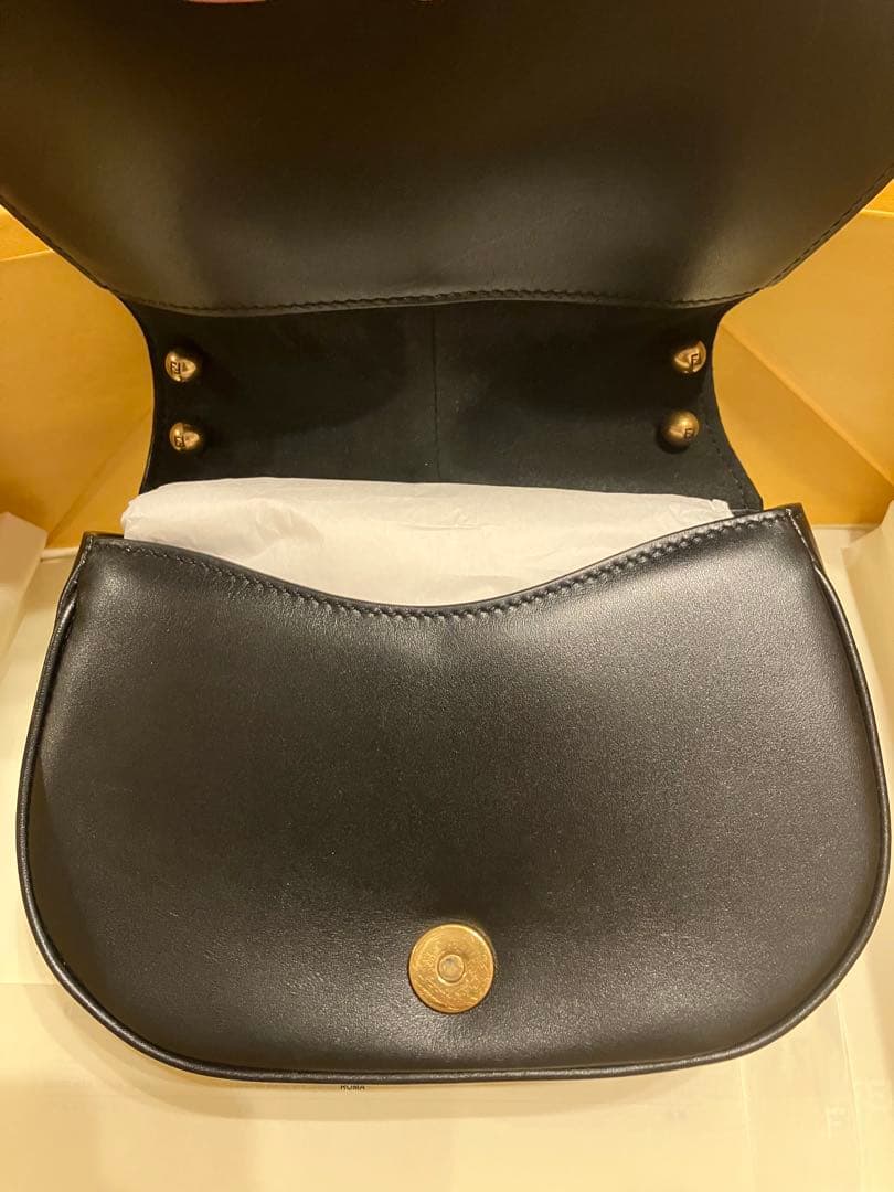 FENDI カモンスモール　ブラック