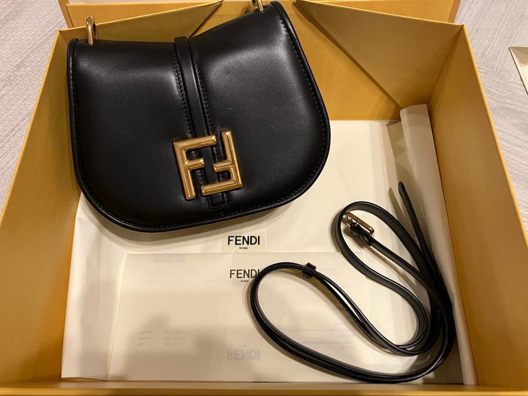 FENDI カモンスモール　ブラック