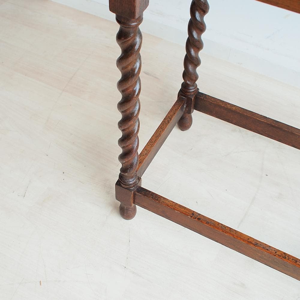 英国アンティーク ツイストレッグ コンソールテーブル イギリス ZR23992