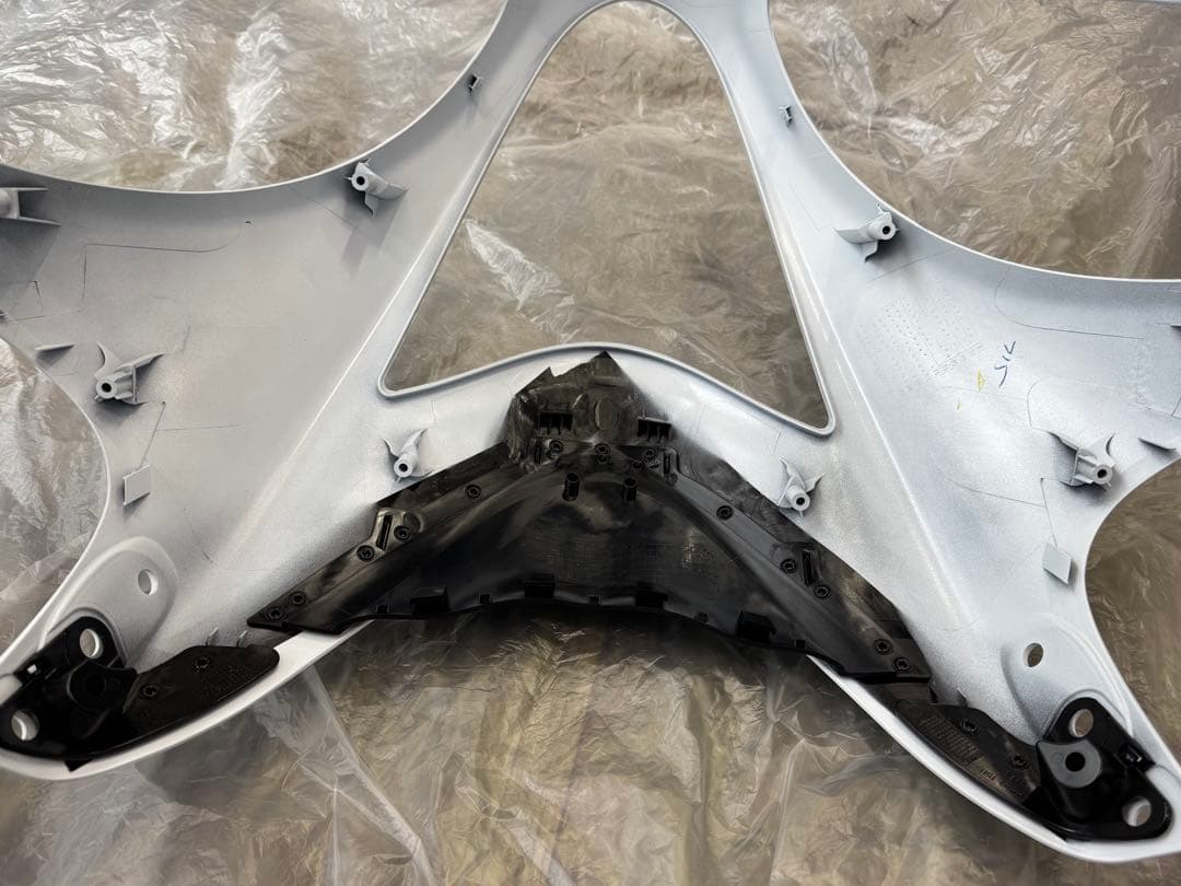 ハヤブサ　アッパーカウル 2型白青用