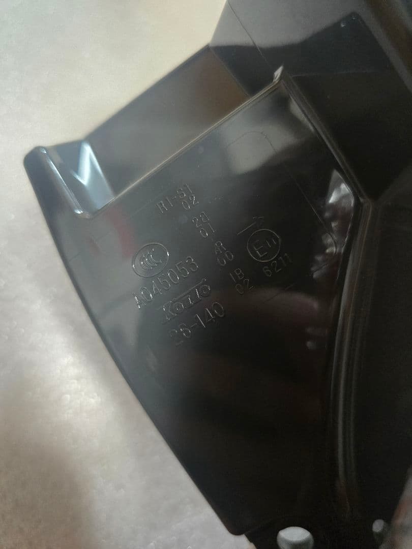 ハイエース 200系 テールライト トヨタ 純正 新車外し 右用 ¹¹