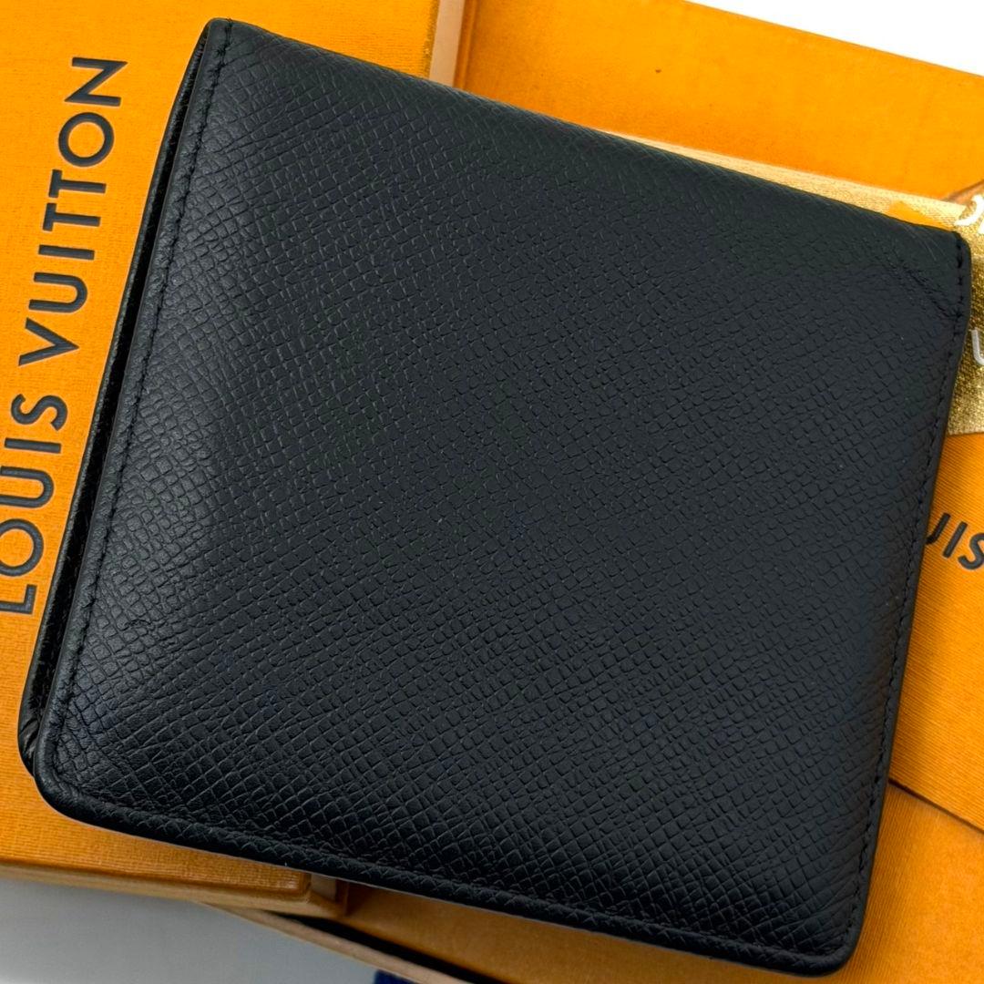 良品 ルイヴィトン タイガ ポルト ビエ 3カルト クレディ 財布 黒 ブラック