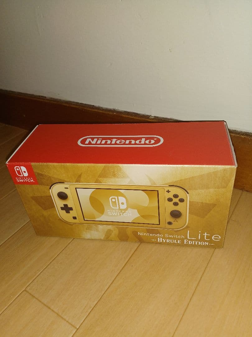 ア*ス様 【新品未使用】任天堂Switch Lite Hyrule Editio