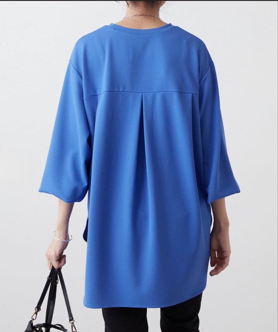 ビアズリーTブラウス(ブルー)