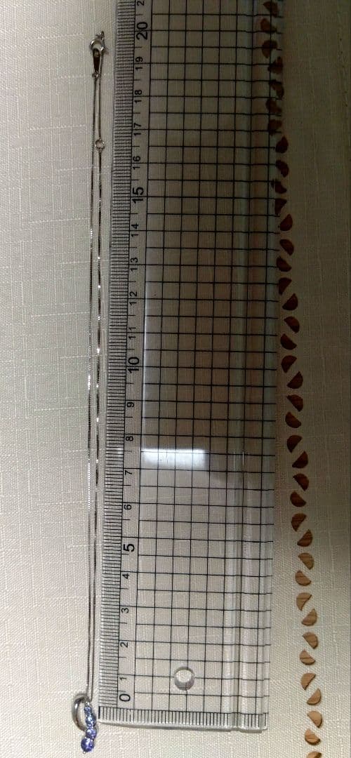 festaria　K10WG　タンザナイト　ネックレス（40cm）