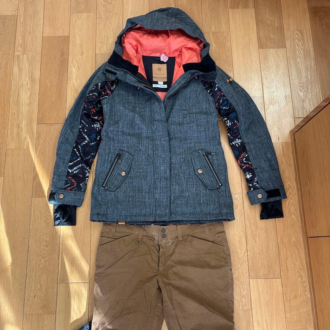 美品　ROXY スノーボード　ウェア　Sサイズ