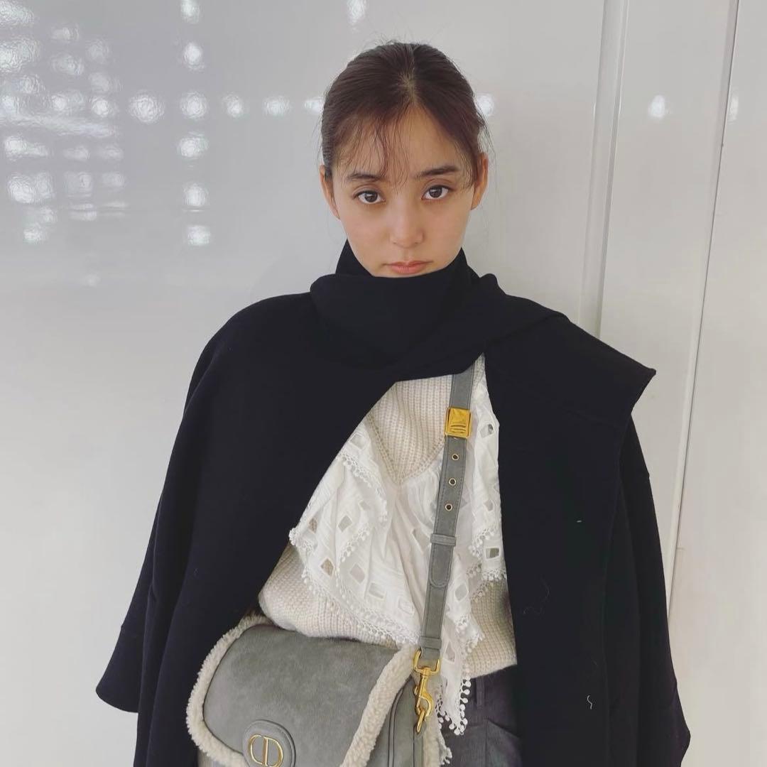 stunning lureスタニングルアー＊ストールポンチョコート（ホワイト）