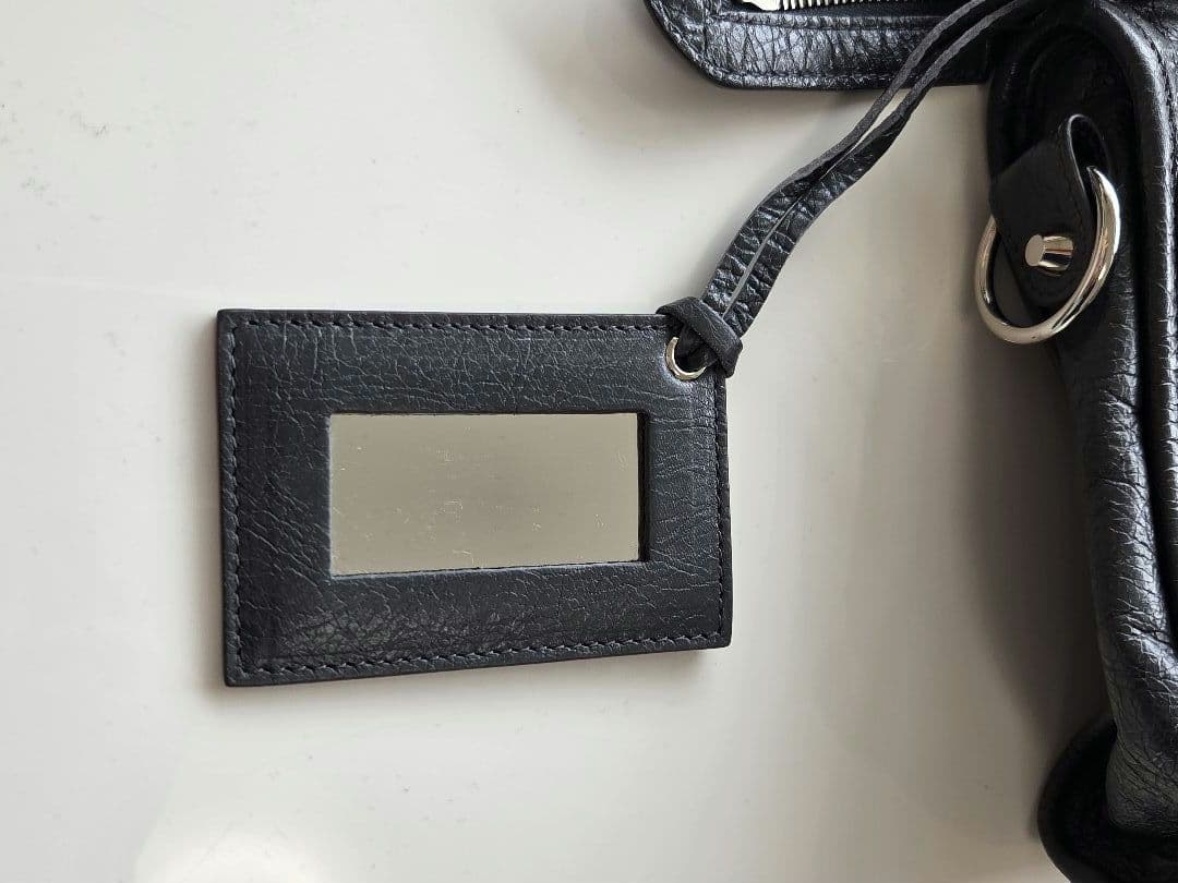 バレンシアガ クラシックシティ レザー グレー ミラー付き 2way