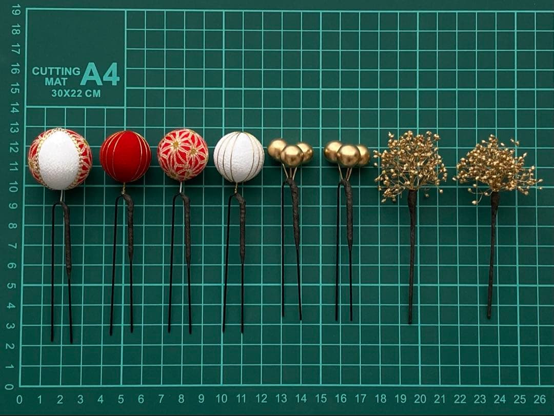 No.98 つまみ細工髪飾り成人式髪飾り卒業式髪飾り 七五三髪飾り 玉かんざし