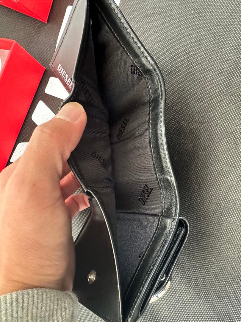 DIESEL ブラック 三つ折り　財布