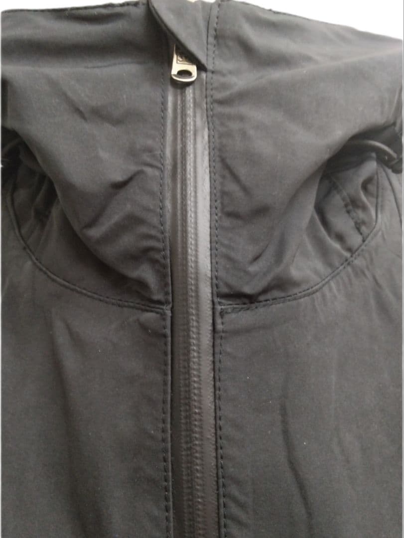 最終値下新品未使用Iroquois完全防水レインパーカー定価¥３０，０００