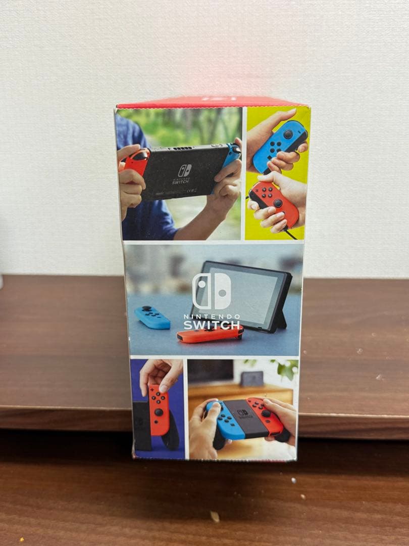 【送料込み】通電確認済み★任天堂　switch Nintendo