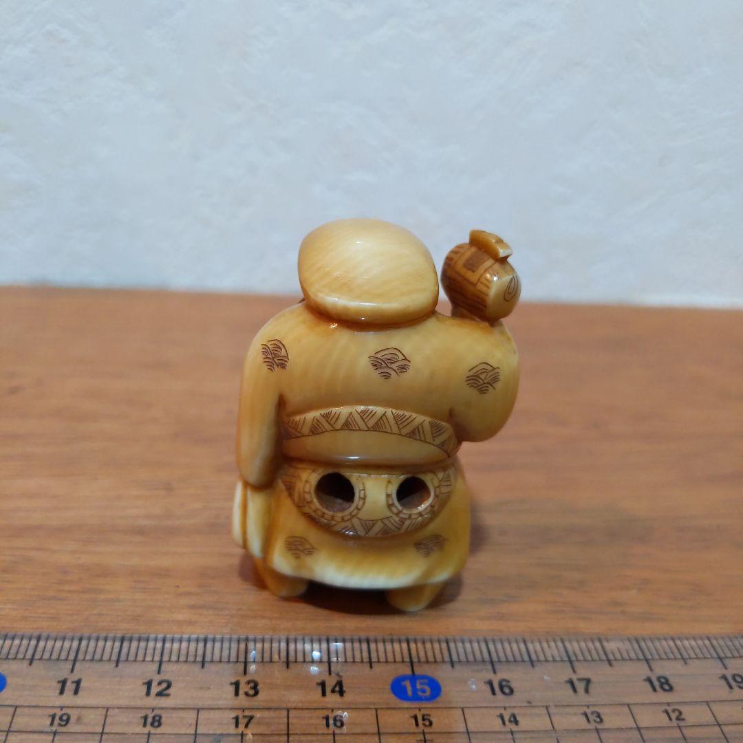 時代提物 七福神根付 天然素材 在銘(友正)【大黒様】高さ約5cm 重さ35ｇ