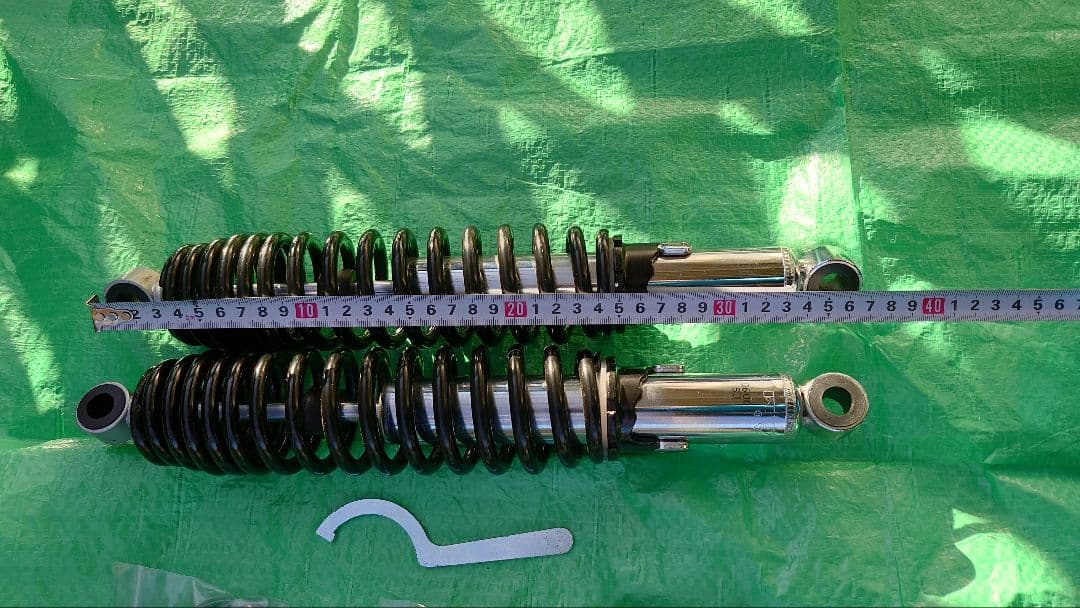 ピッチ365mm リアサスペンション MDI ほぼ新品　カラーブッシュ付