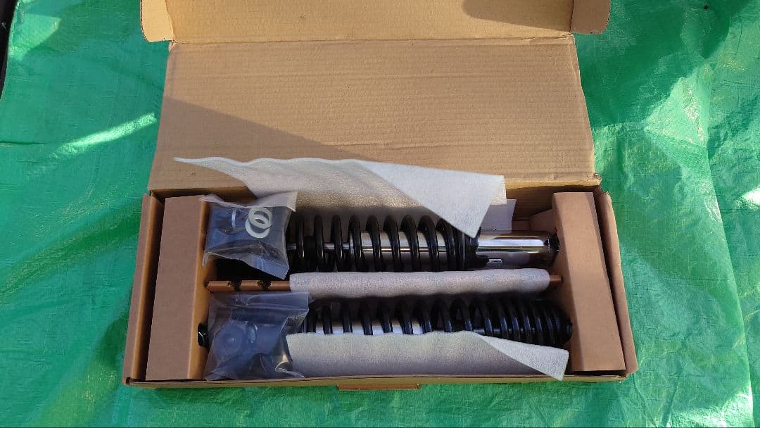 ピッチ365mm リアサスペンション MDI ほぼ新品　カラーブッシュ付