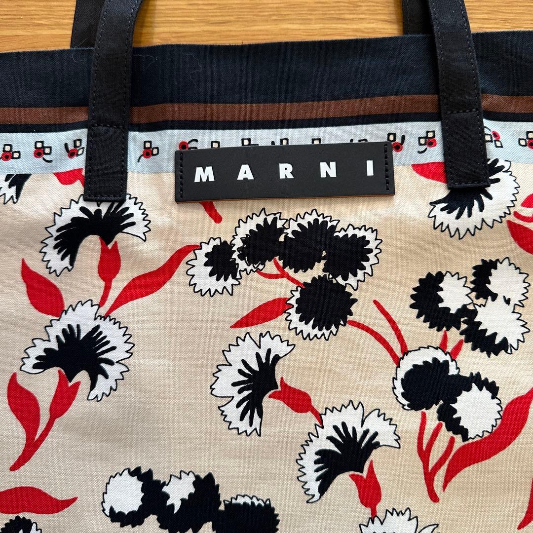 MARNI☆マルニフラワーカフェ　バンダナトート