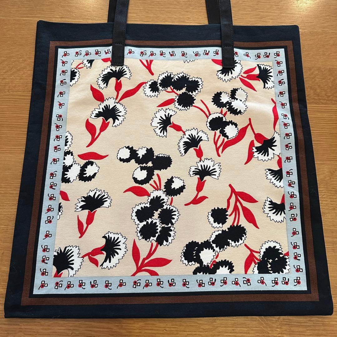 MARNI☆マルニフラワーカフェ　バンダナトート