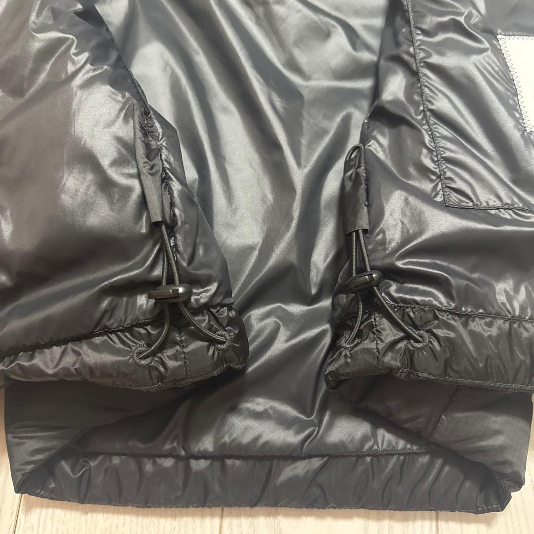 新品レア商品　C.P.COMPANY シーピーカンパニーダウン ベスト ブラック