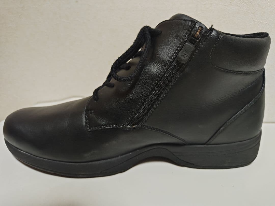 【美品】YONEX POWER CUSHION ハイカットブーツ 26.5㎝防滑