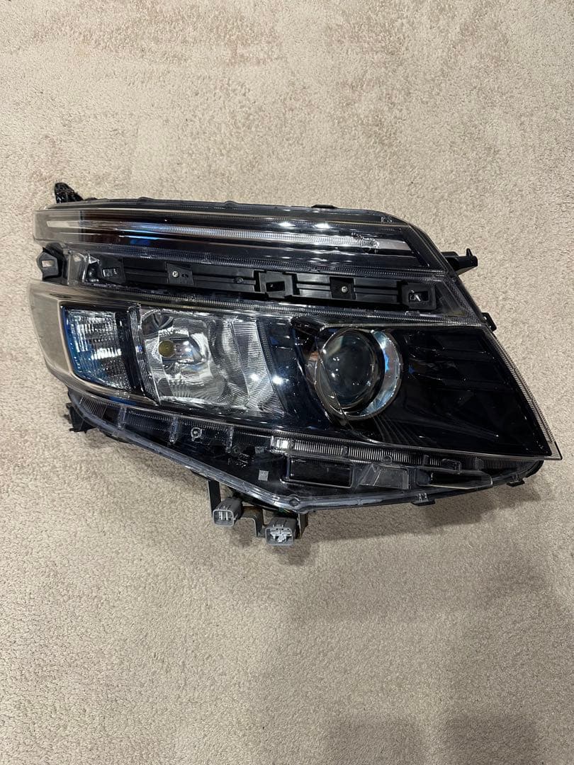 ヴォクシー 80 前期 純正 ヘッドライト