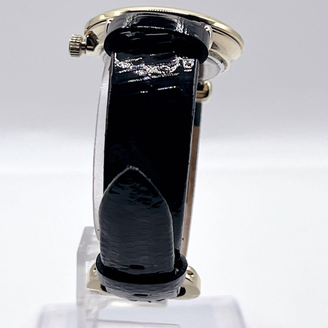 時計 Vivienne Westwood Y2K Orb Charm Watch