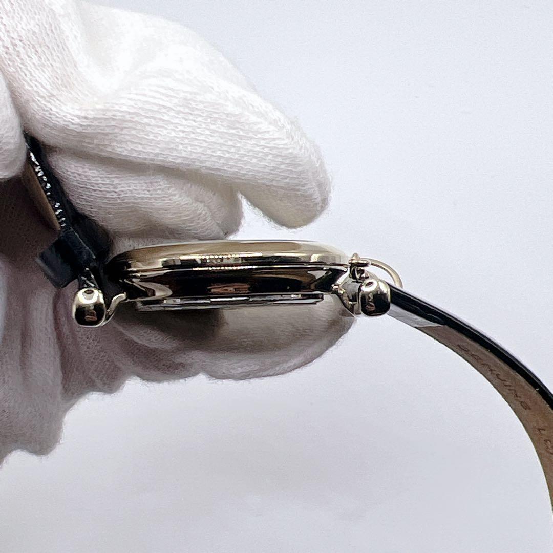 時計 Vivienne Westwood Y2K Orb Charm Watch