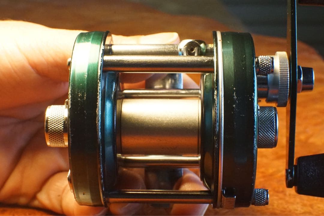 ABU アンバサダー 5000D メンテ済 フレーム修正済