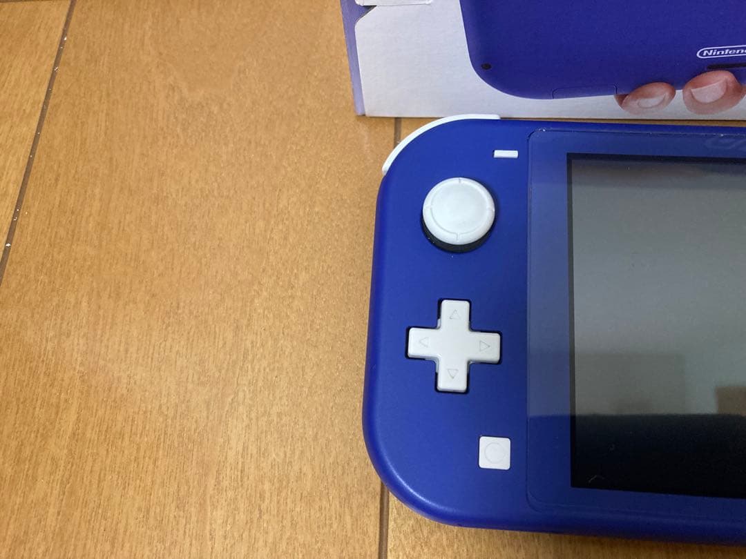 Nintendo Switch Lite ブルー 本体 箱付き・充電器付