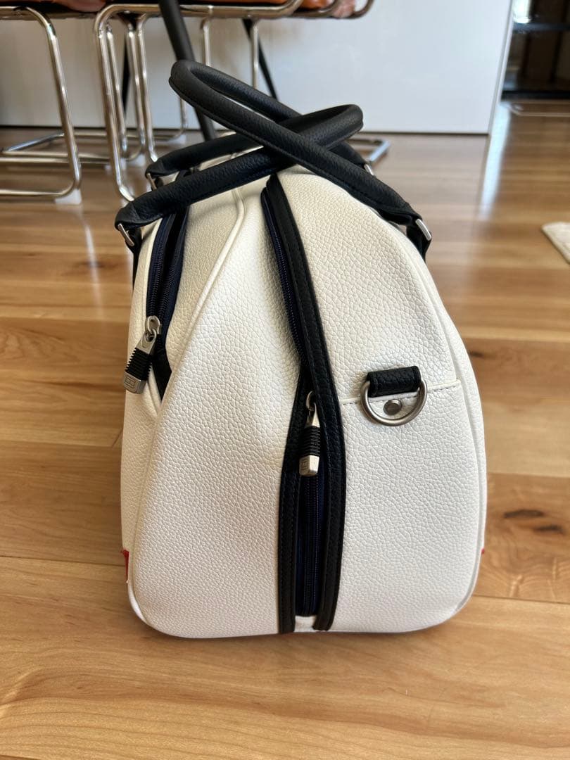 トミーヒルフィガー　ゴルフ　ボストンバッグ