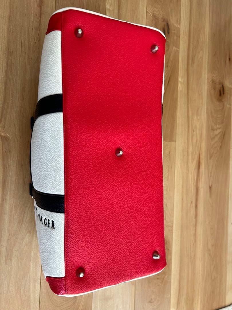 トミーヒルフィガー　ゴルフ　ボストンバッグ