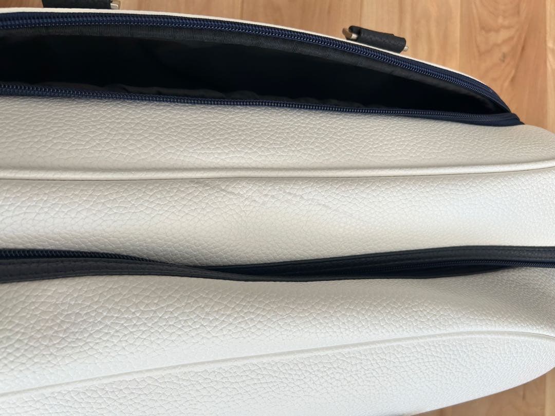 トミーヒルフィガー　ゴルフ　ボストンバッグ