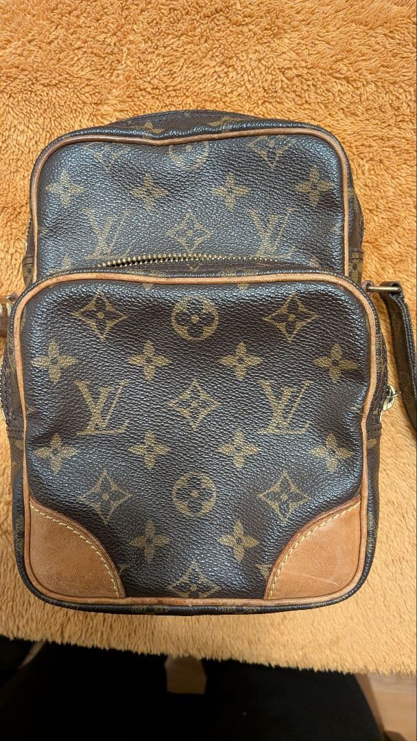 Louis Vuitton ショルダーバッグ　アマゾン